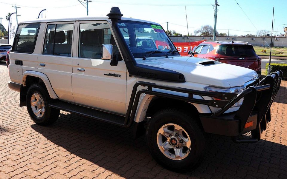 2016 Toyota LC Military GXL