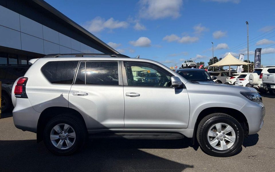 2022 Toyota Landcruiser Prado GXL
