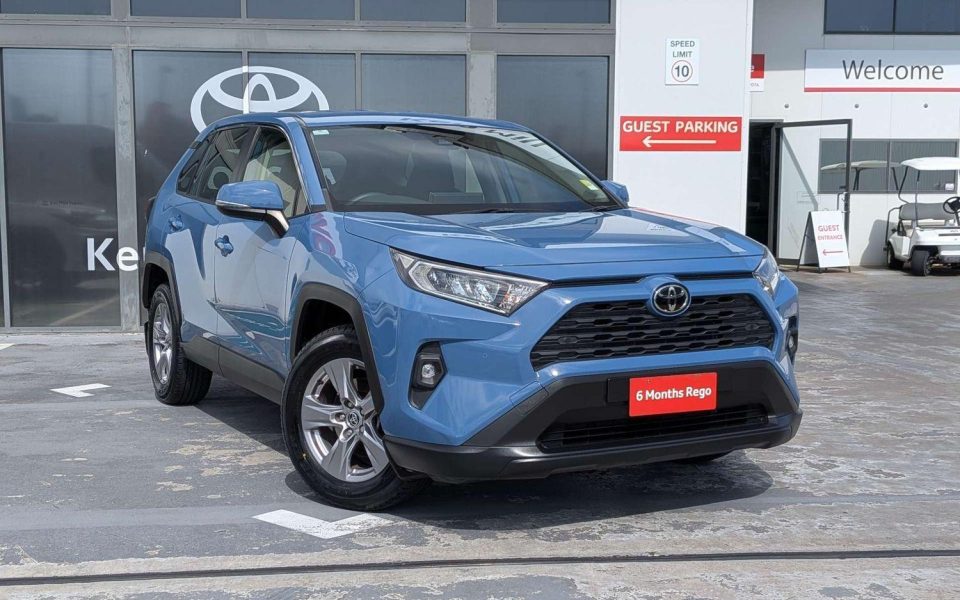 2022 Toyota RAV4 GX-2WD