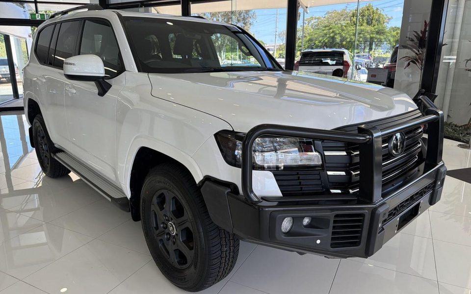 2024 Toyota Landcruiser GXL