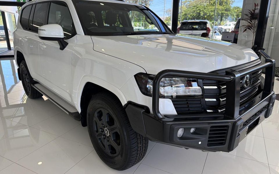 2024 Toyota Landcruiser GXL