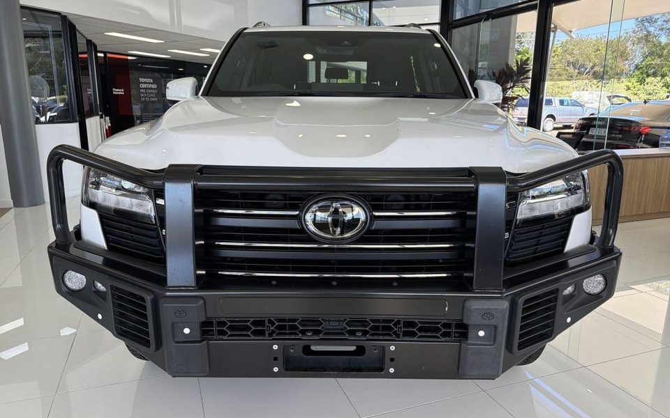 2024 Toyota Landcruiser GXL