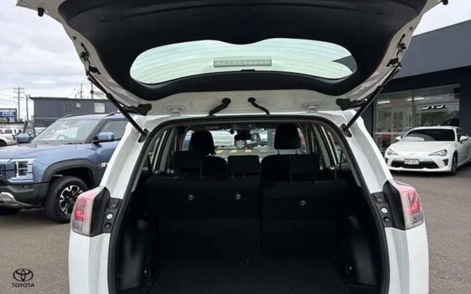 2018 Toyota RAV4 GX