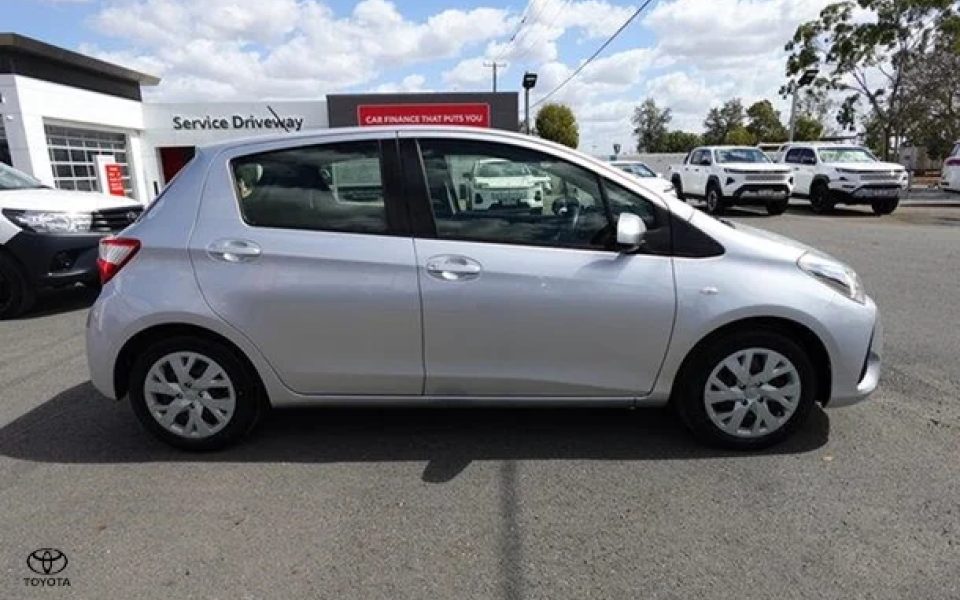 2017 Toyota Yaris Ascent