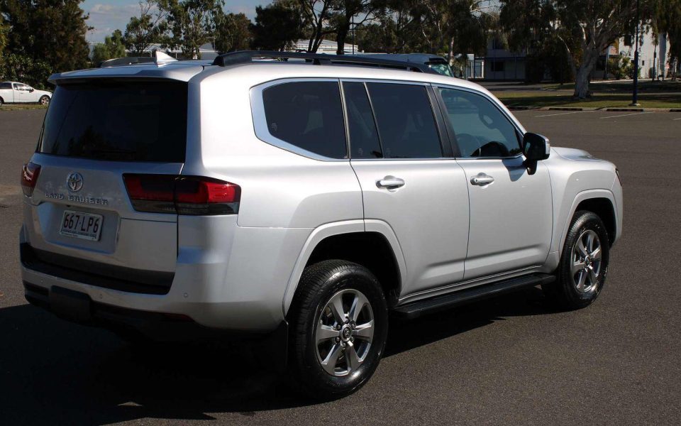 2024 Toyota Landcruiser VX