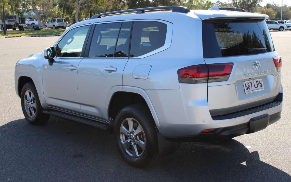 2024 Toyota Landcruiser VX