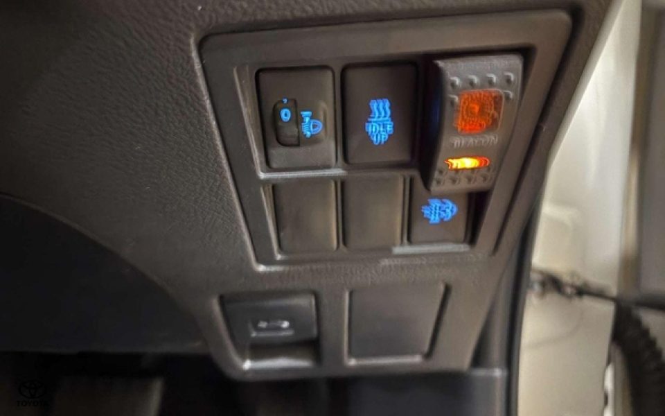 2020 Toyota Hilux SR