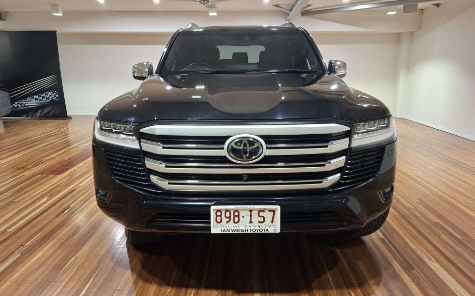 2023 Toyota Landcruiser Sahara