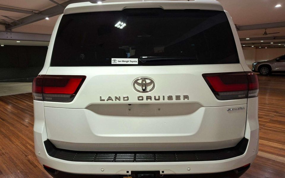 2023 Toyota Landcruiser Sahara