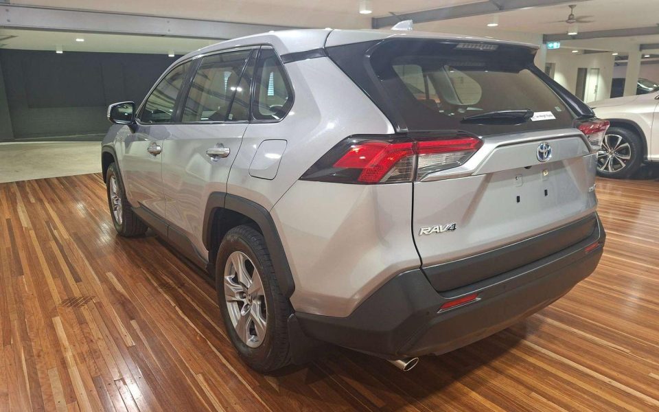 2024 Toyota RAV4 GX-2WD