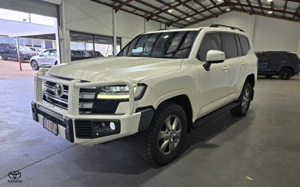 2022 Toyota Landcruiser VX