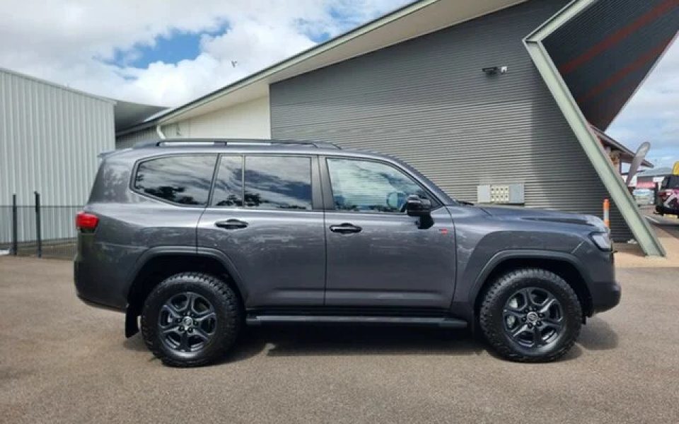 2024 Toyota LANDCRUISER GR-S