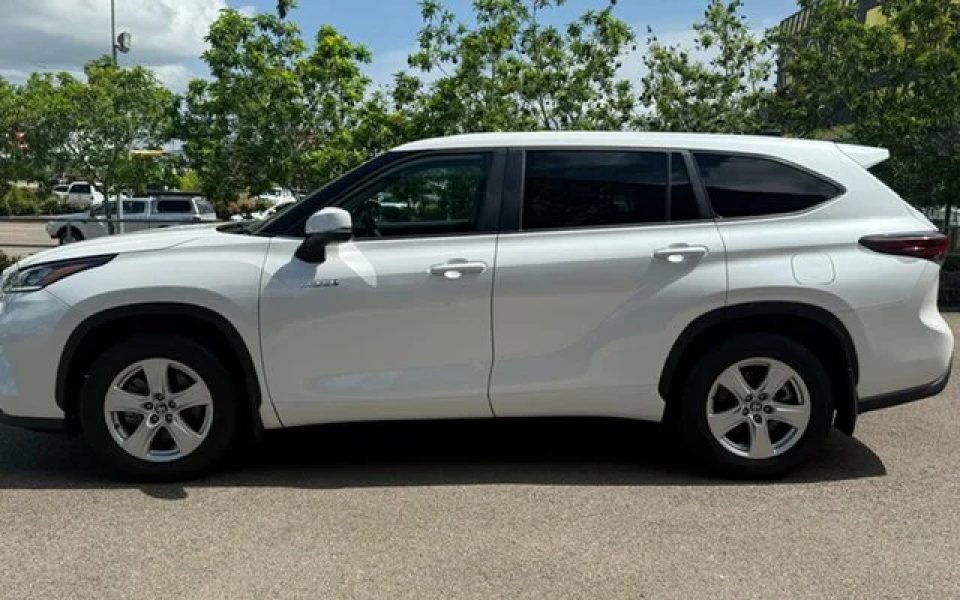 2024 Toyota Kluger Hybrid GX AWD
