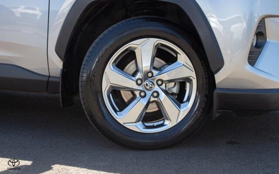 2021 Toyota RAV4 GX