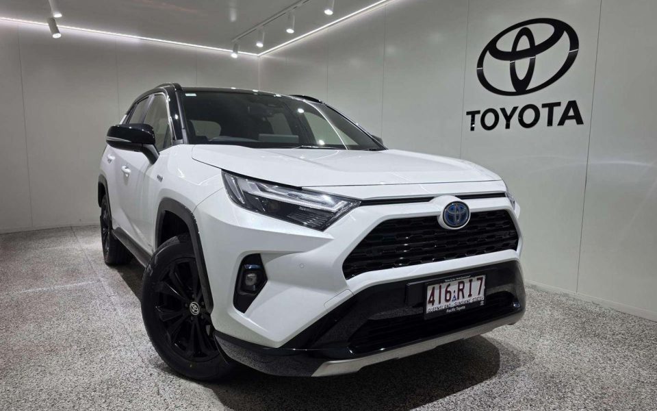 2024 Toyota RAV4 Hybrid XSE (2WD)