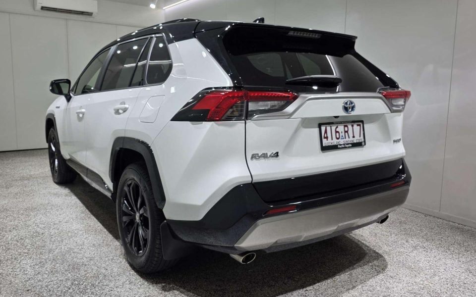 2024 Toyota RAV4 Hybrid XSE (2WD)
