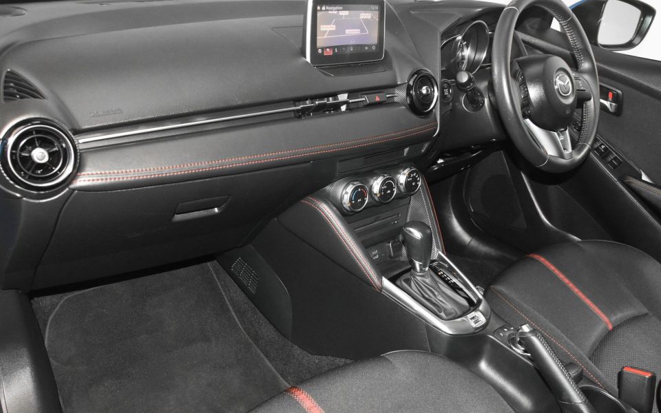 2015 Mazda 2 Genki