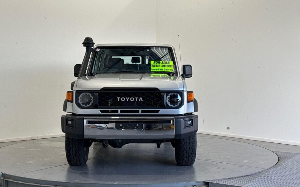 2024 Toyota LC Military GXL