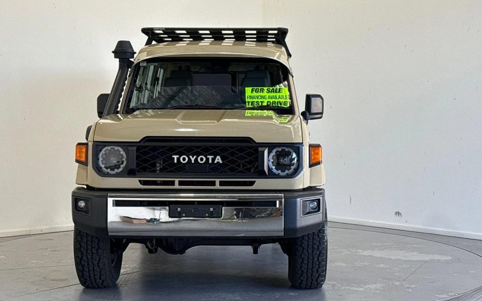 2024 Toyota LC Military GXL