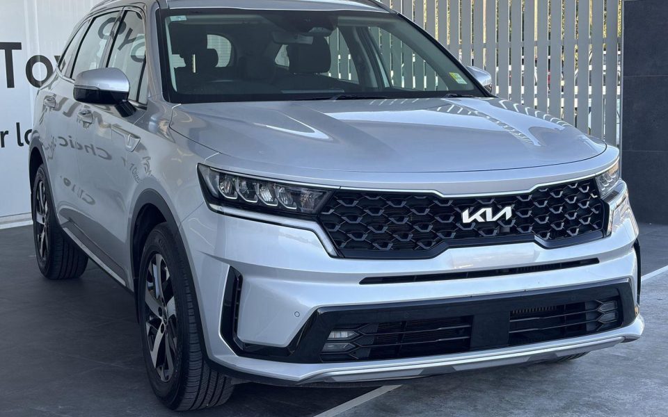 2022 Kia Sorento Sport