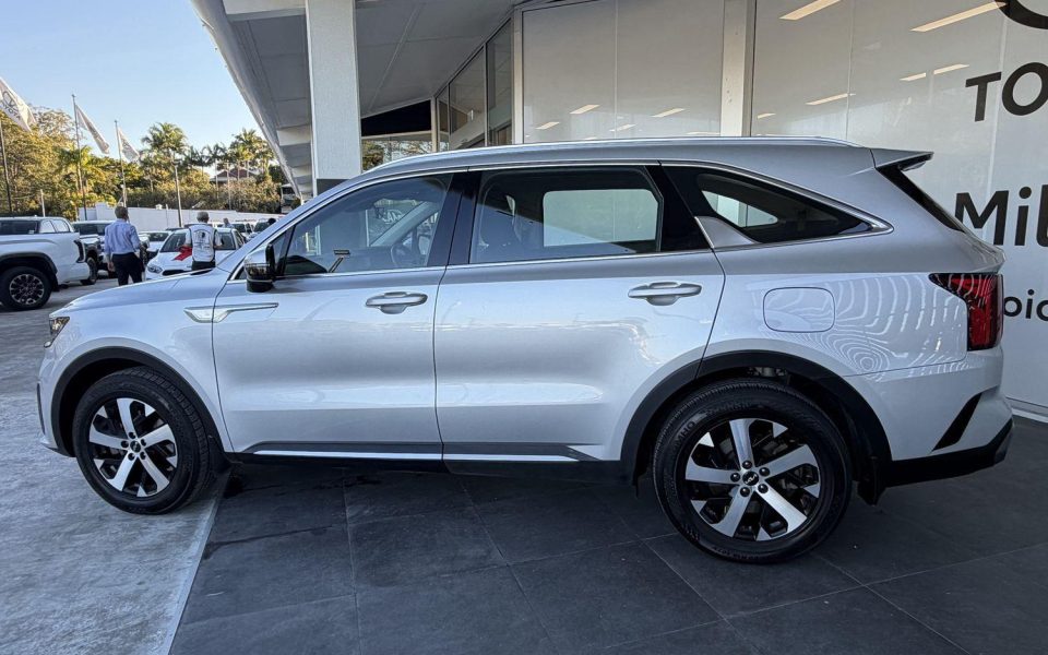2022 Kia Sorento Sport