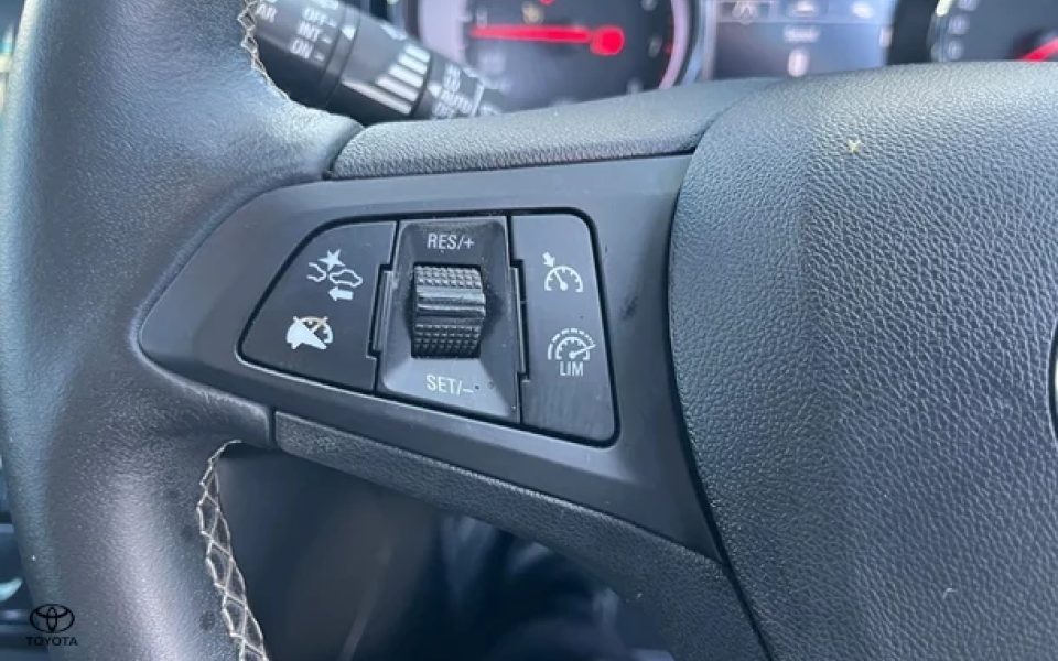 2018 Holden Astra R