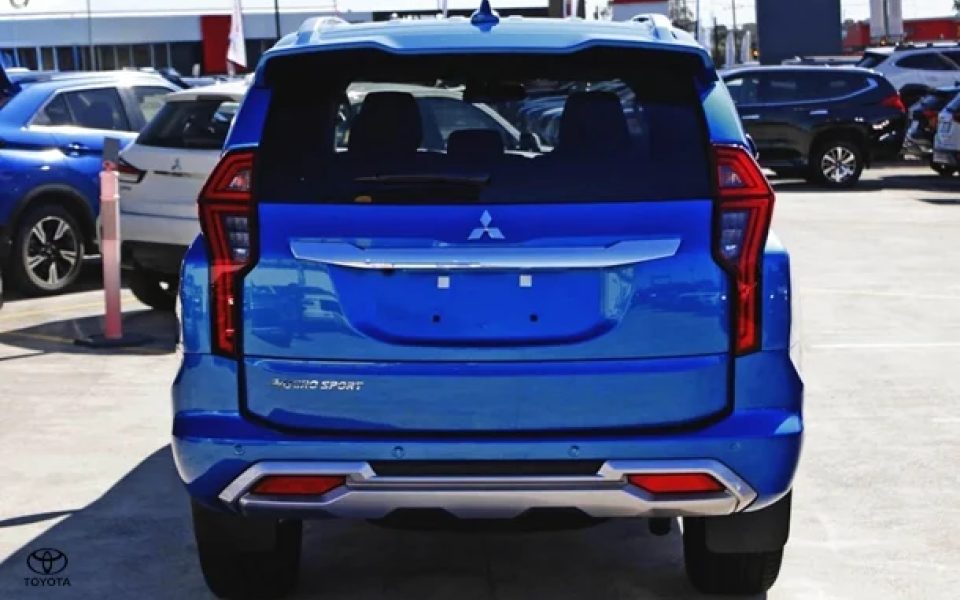 2024 Mitsubishi Pajero Sport GLS