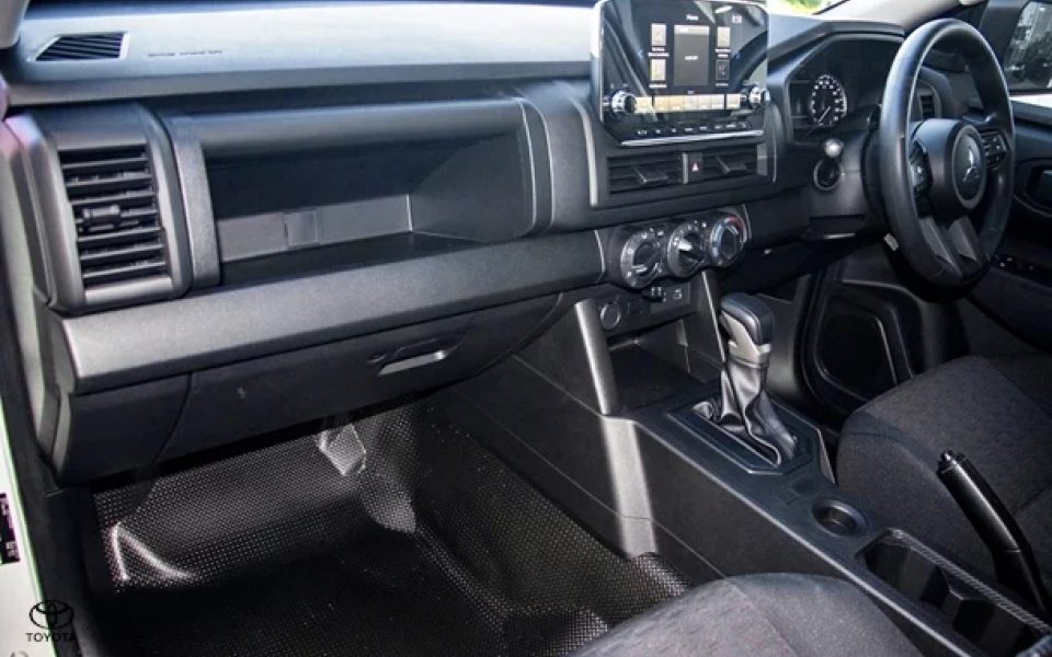 2026 Mitsubishi Triton GLX