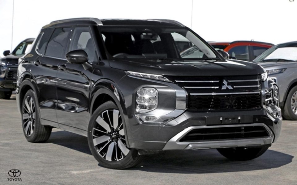 2026 Mitsubishi Outlander Exceed