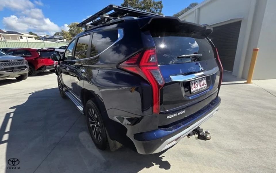 2022 Mitsubishi Pajero Sport GLS