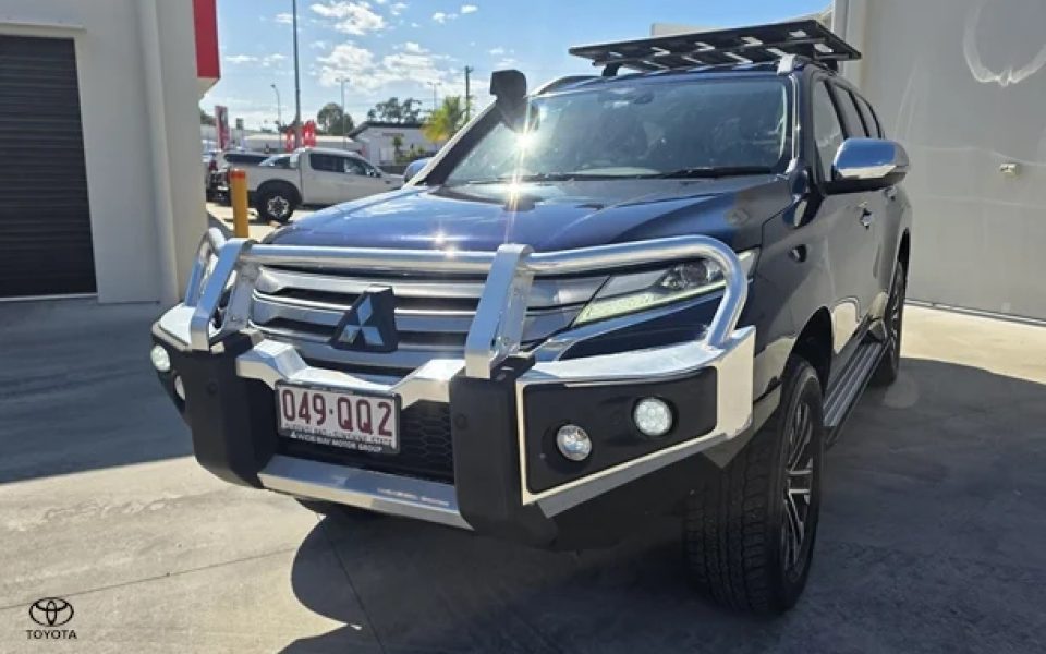2022 Mitsubishi Pajero Sport GLS