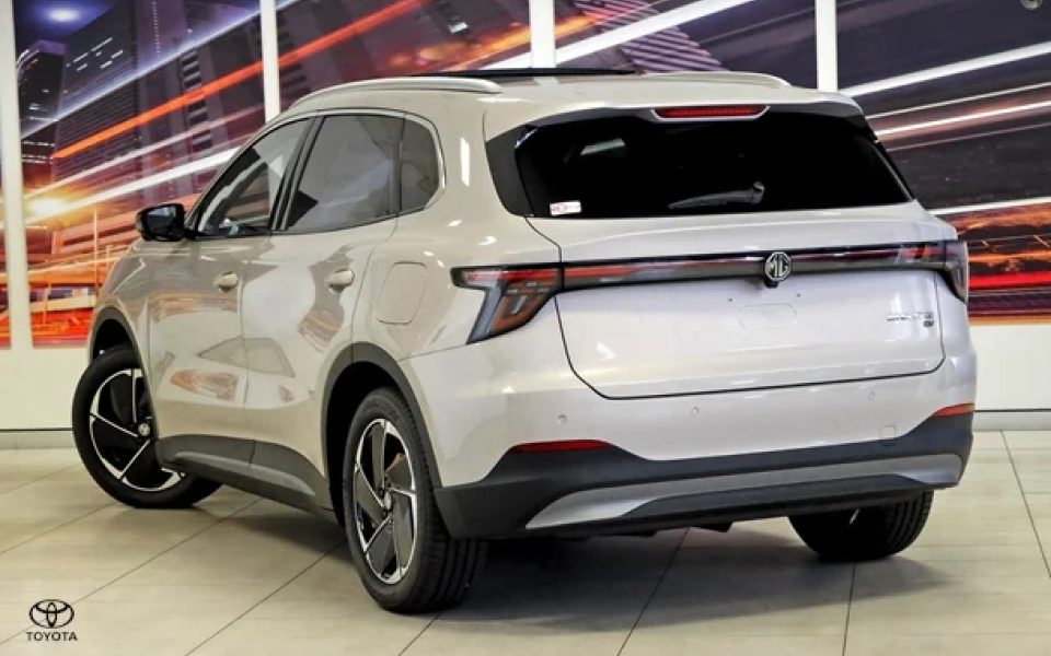 2025 MG MGS5 EV Essence 62