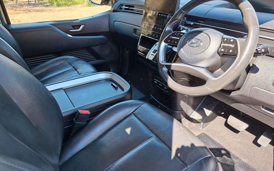 2021 Hyundai STARIA Highlander