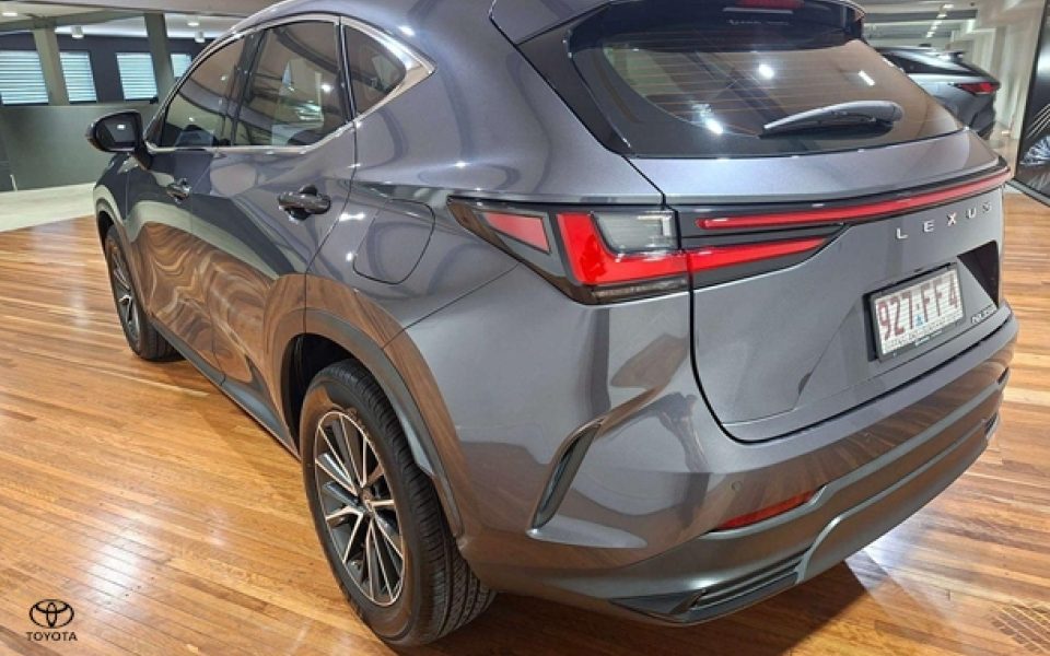 2022 Lexus NX NX350h Luxury