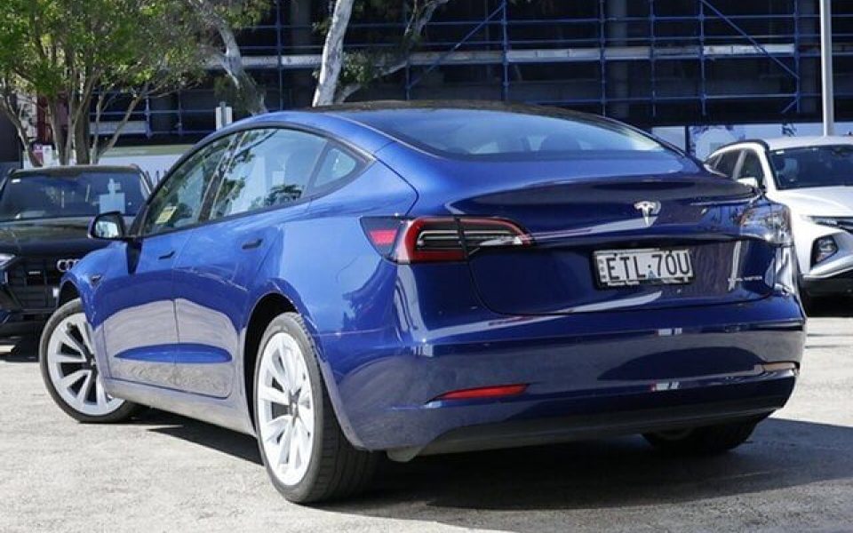 2022 Tesla Model 3 Long Range
