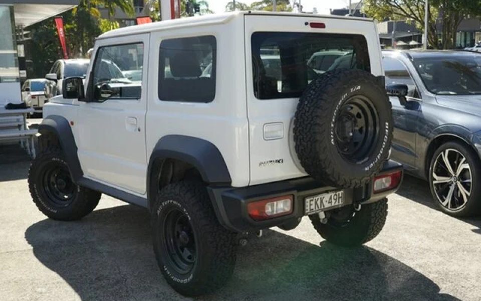 2020 SUZUKI JIMNY Base