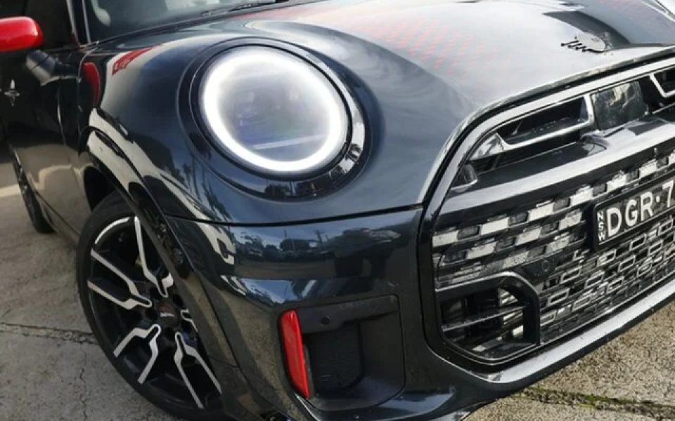 2025 MINI CONVERTIBLE JCW Classic