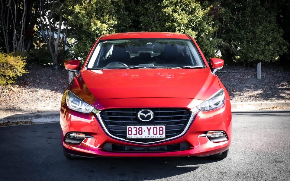 2018 Mazda MAZDA3 Neo Sport