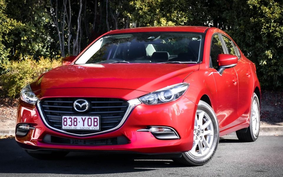 2018 Mazda MAZDA3 Neo Sport