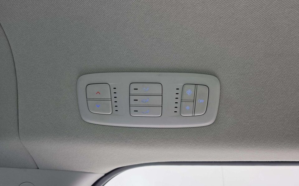 2024 Hyundai STARIA Base