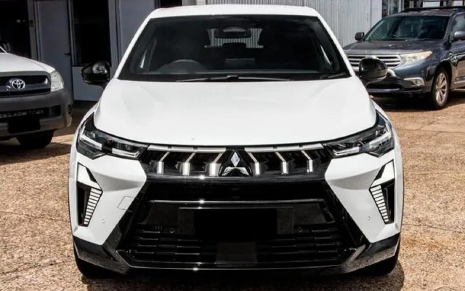 2025 Mitsubishi ASX XE 25MY Aspire DCT Crystal White 7 Speed Sports Automatic Dual Clutch Wagon