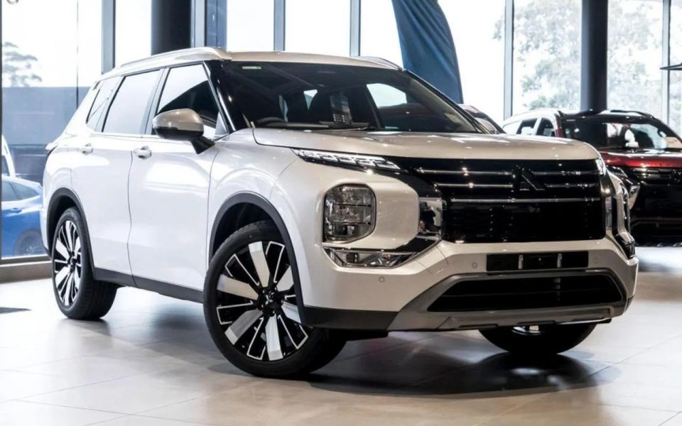 2025 Mitsubishi Outlander ZM MY25 Aspire AWD White Diamond 8 Speed Constant Variable Wagon