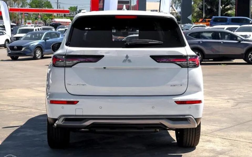 2025 Mitsubishi Outlander ZM MY25 Aspire 2WD White Diamond 8 Speed Constant Variable Wagon