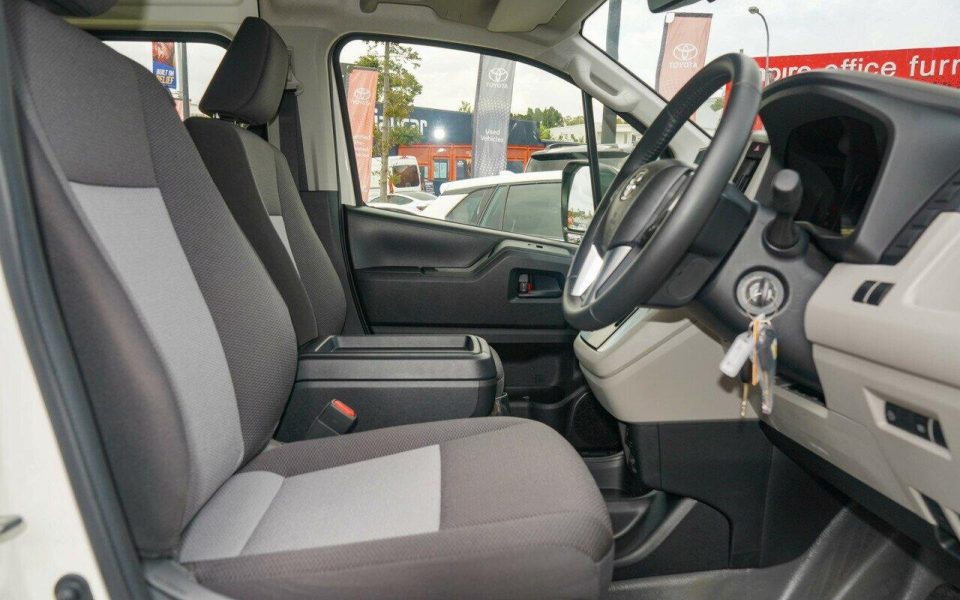 2025 Toyota Hiace SLWB
