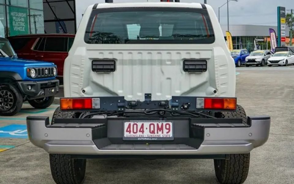 2025 Mitsubishi Triton MV MY25 GLX Double Cab 4x4 White 6 Speed Manual Cab Chassis