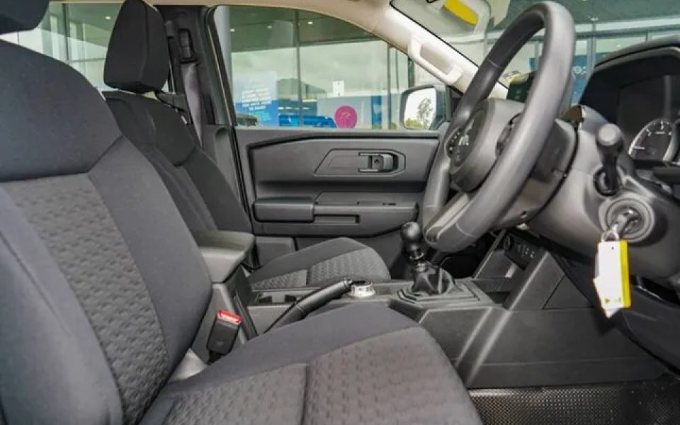 2025 Mitsubishi Triton MV MY25 GLX Double Cab 4x4 White 6 Speed Manual Cab Chassis