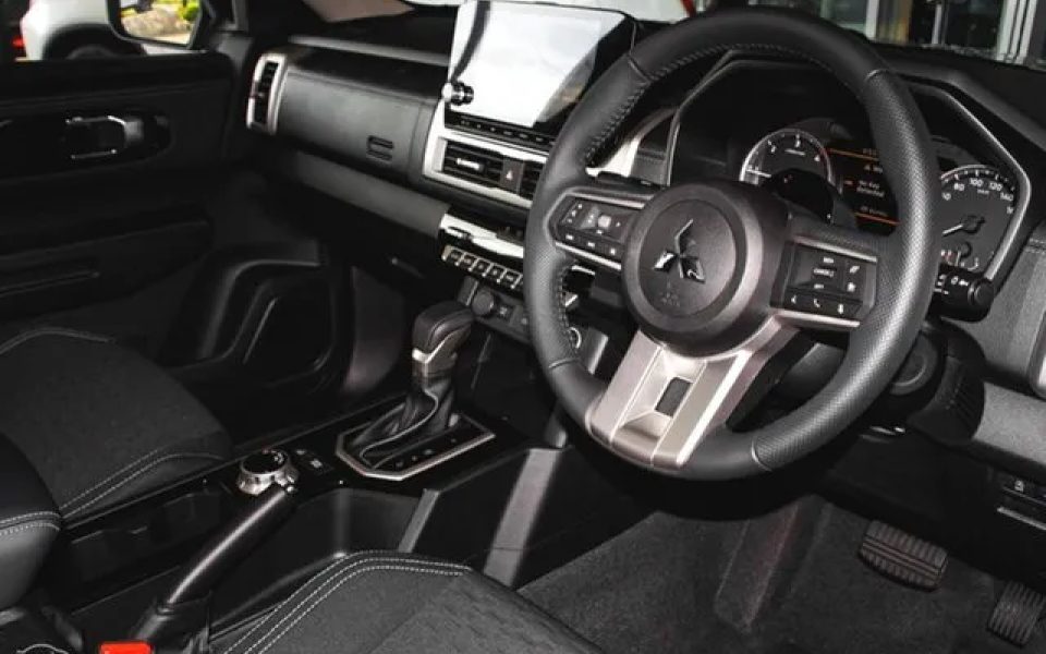 2025 Mitsubishi Triton MV MY25 GLS Pick-up Double Cab 4x4 White Diamond 6 Speed Sports Automatic