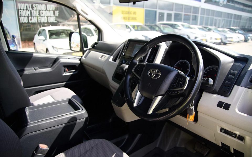 2022 Toyota HIACE LWB