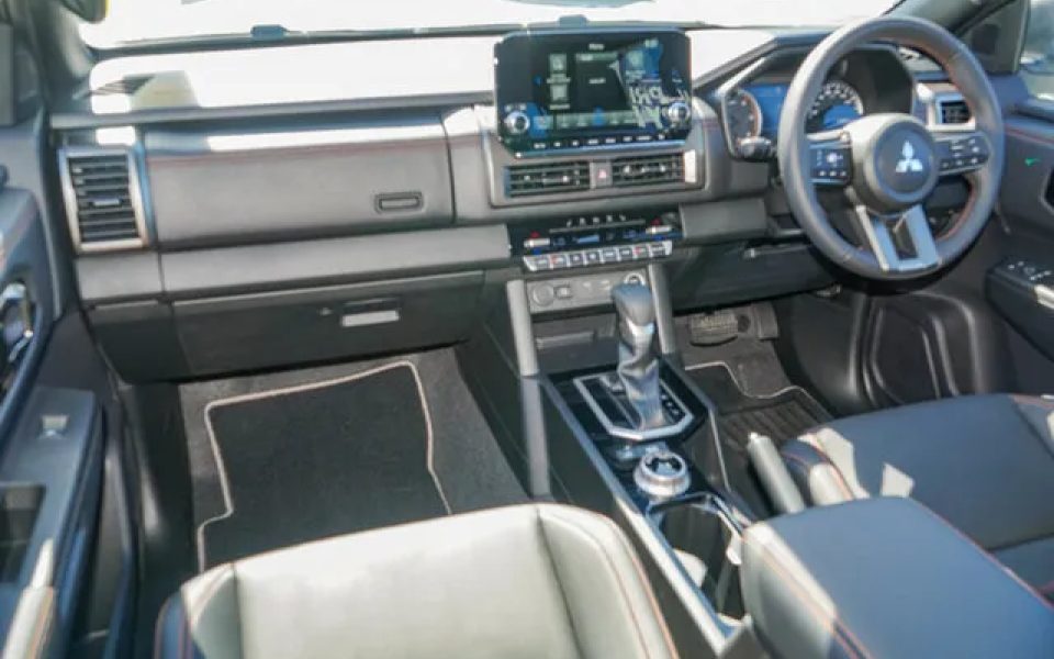 2025 Mitsubishi Triton MV MY25 GSR Double Cab 4x4 White Diamond 6 Speed Sports Automatic Cab Chassis