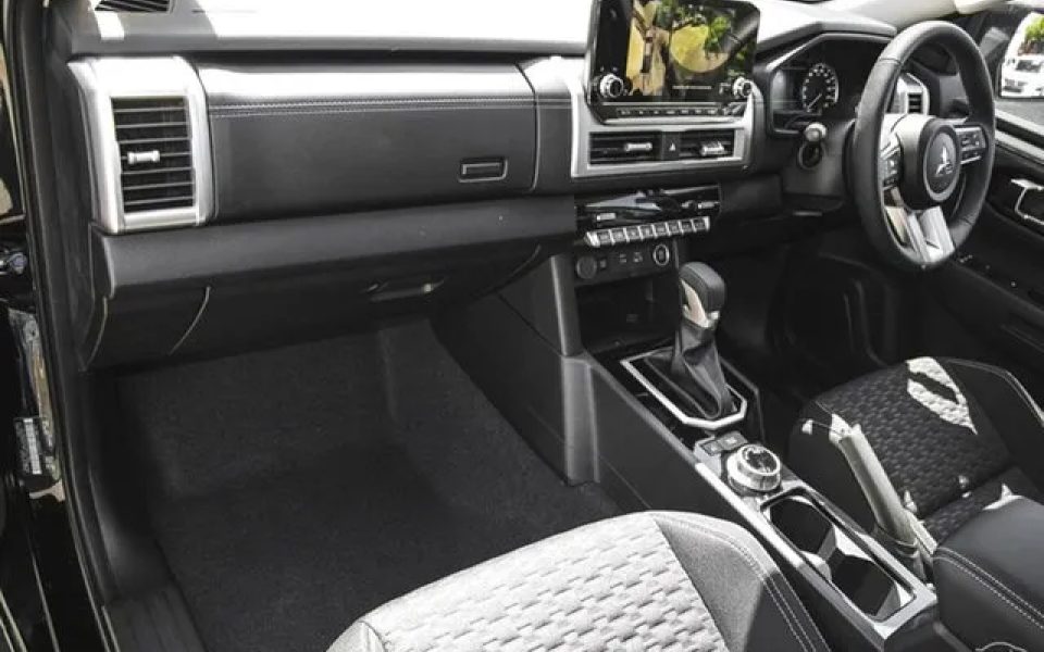 2025 Mitsubishi Triton MV MY25 GLS Pick-up Double Cab 4x4 Black Mica 6 Speed Sports Automatic